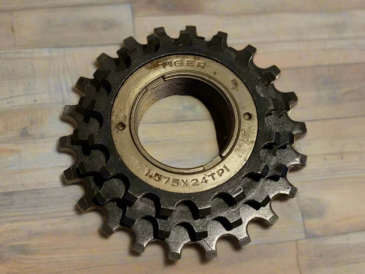 Vintage Bicycle 3 Speed Freewheel Nos. 22/19/16 Tooth. Parts